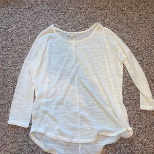 White 3/4 sleeve top